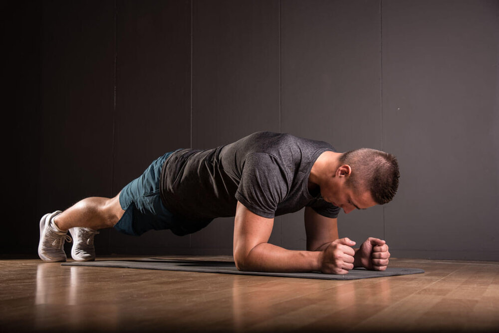 حرکات ساده ورزشی برای کسانی که زمان کمی دارند